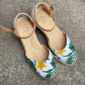 Floral Wedges
